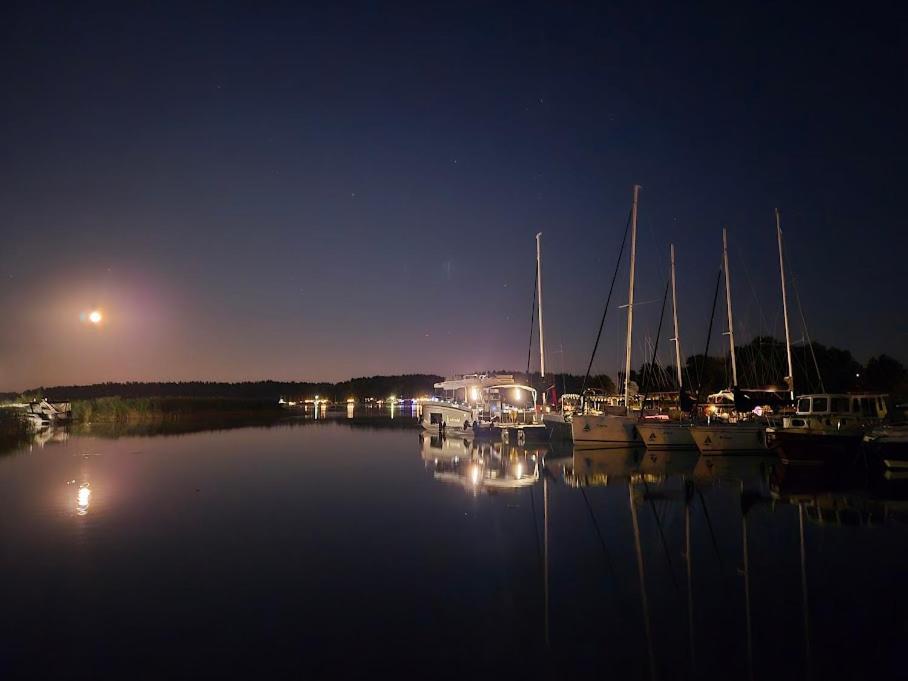 Pensjonat Rybaczowka - Noclegi, Restauracja, Port Bogaczewo  Luaran gambar